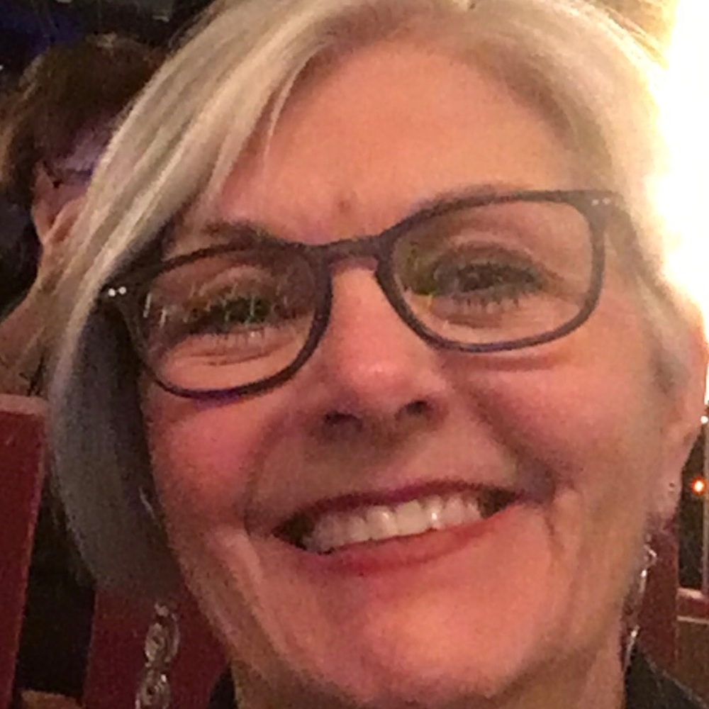 Meet your Posher, Lorraine